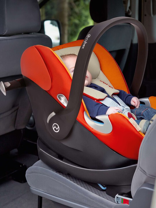 CYBEX Aton Q Car Seat - Navy image number 7